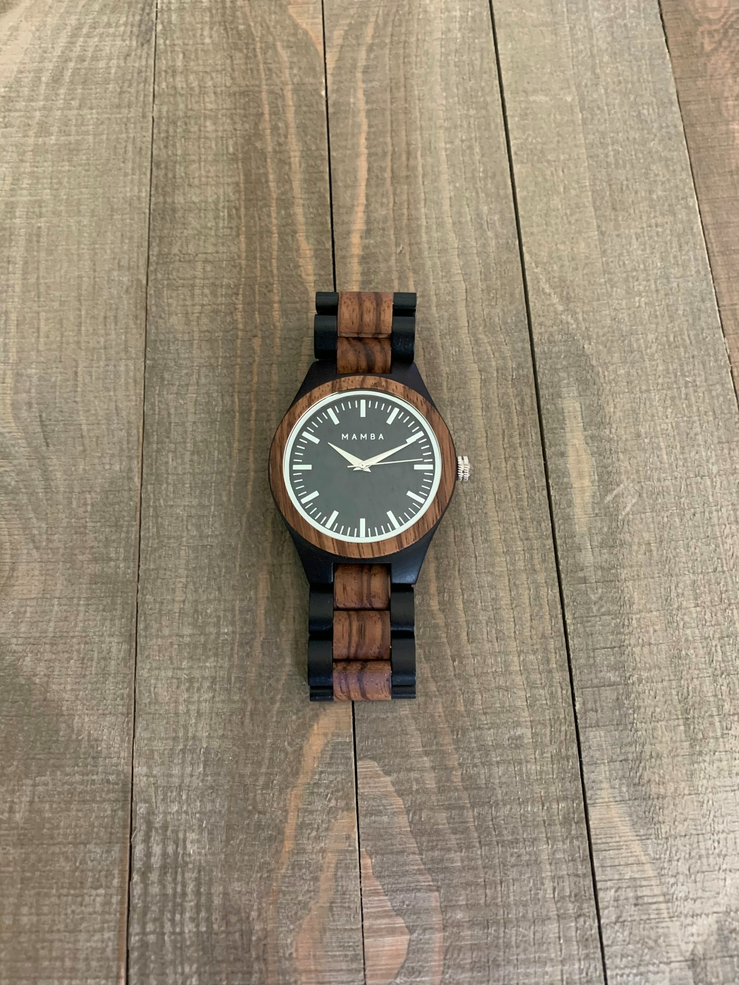 Top Features of Authentic Indonesian Watches